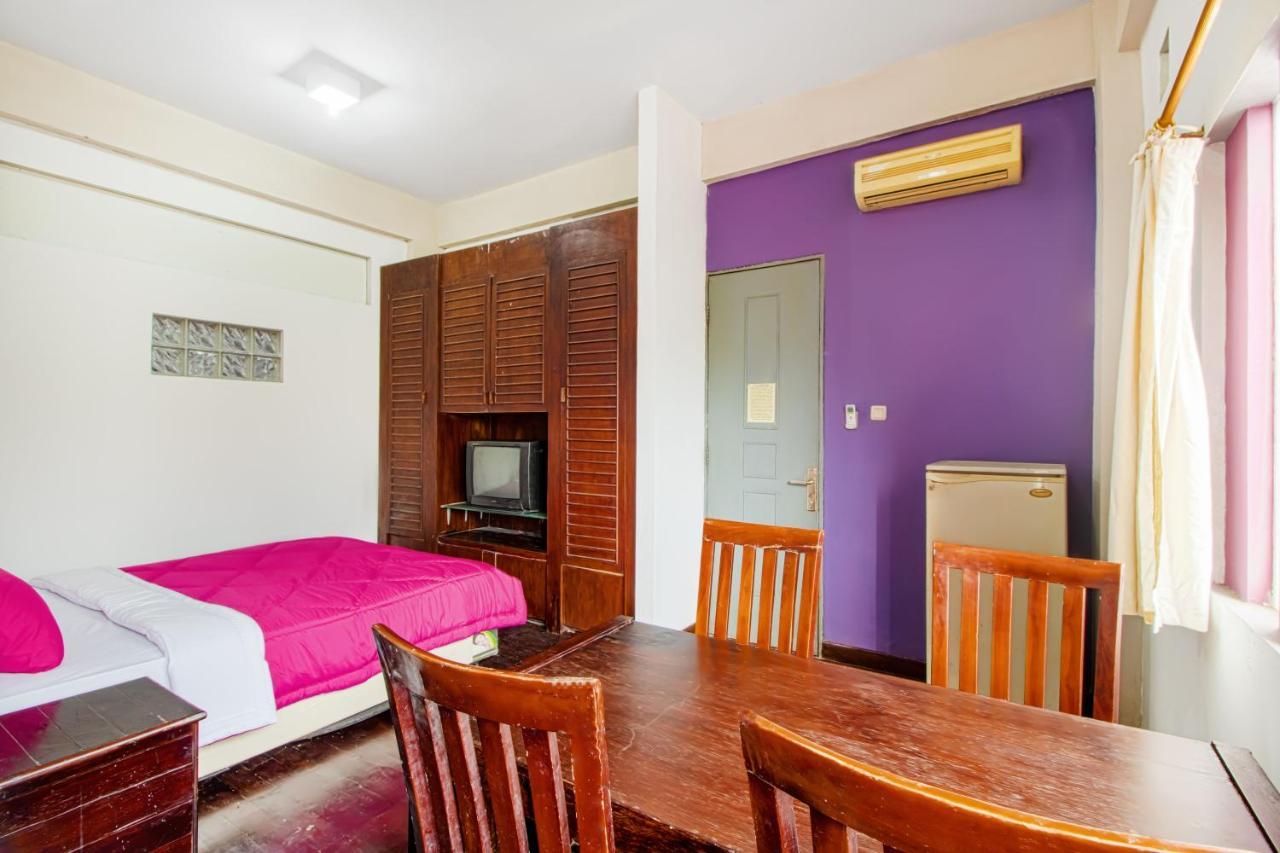 Tobana House Bintaro Hotel Джакарта Екстериор снимка