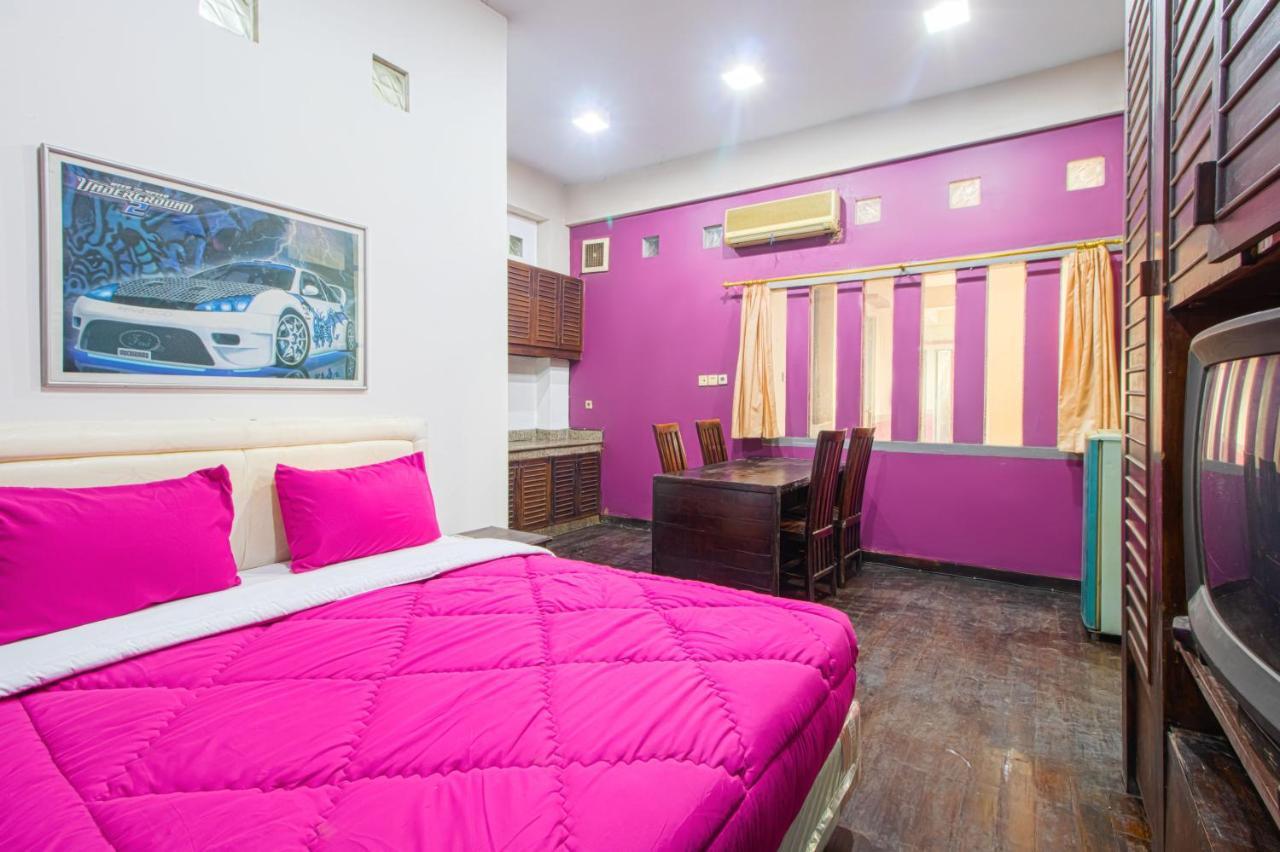 Tobana House Bintaro Hotel Джакарта Екстериор снимка