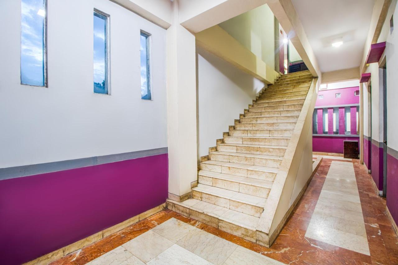 Tobana House Bintaro Hotel Джакарта Екстериор снимка