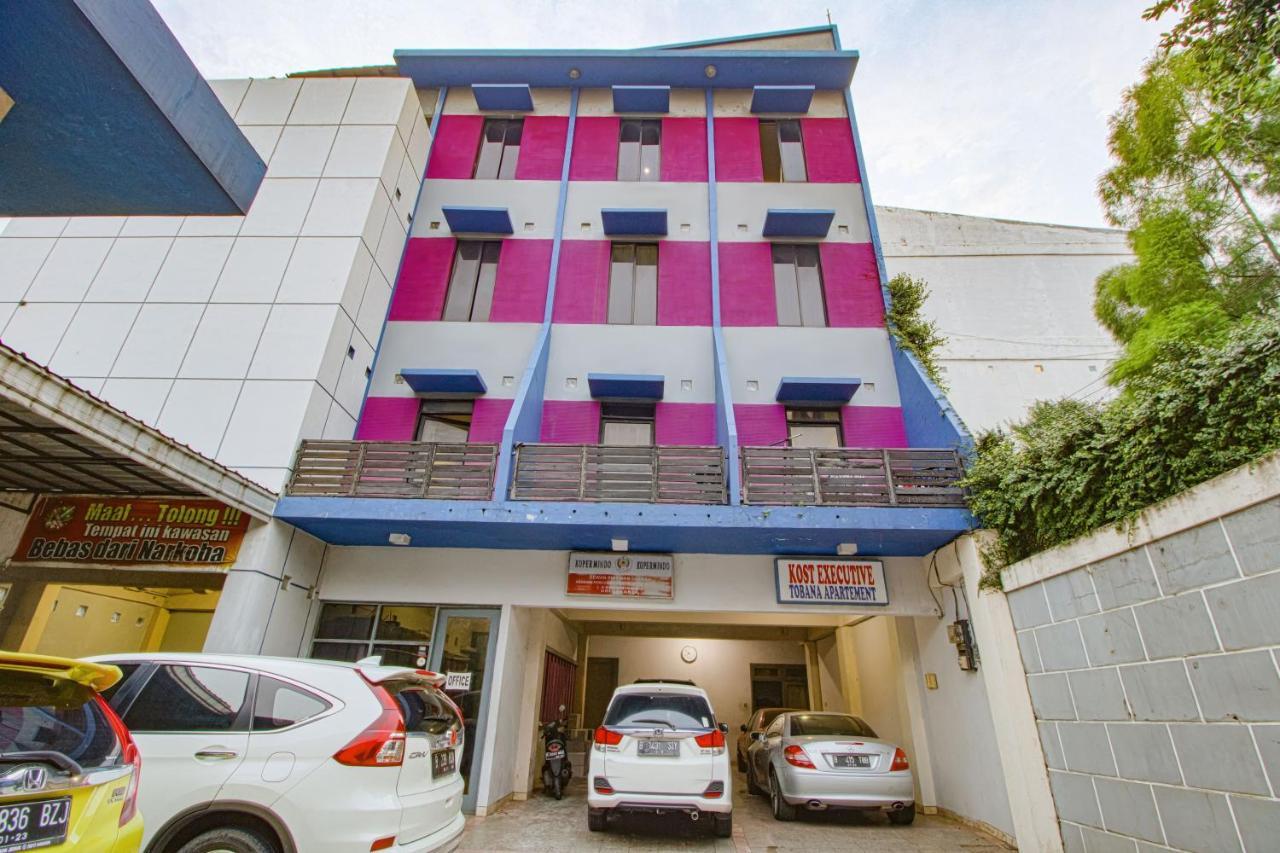 Tobana House Bintaro Hotel Джакарта Екстериор снимка